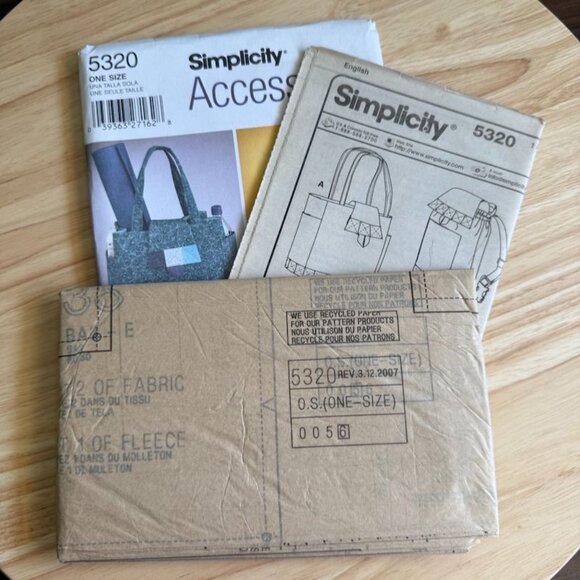 Simplicity 5320 Sewing Pattern Accessories Tote Bag Backpack Purse Drawstring Ba - Picture 3 of 3